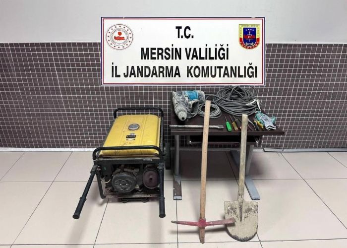 Mersin'de kaak kaz yapan ahslara operasyon