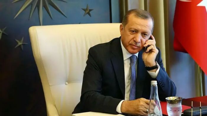 Cumhurbakan Erdoan'dan A Milli Takma tebrik telefonu