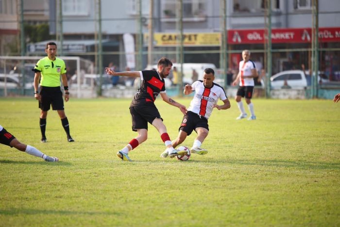 Tarsus'ta kyler aras futbol turnuvas balad