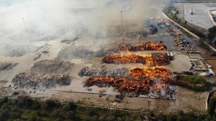 Ske Kipa Kat Fabrikas'ndaki yangn 16 saattir devam ediyor