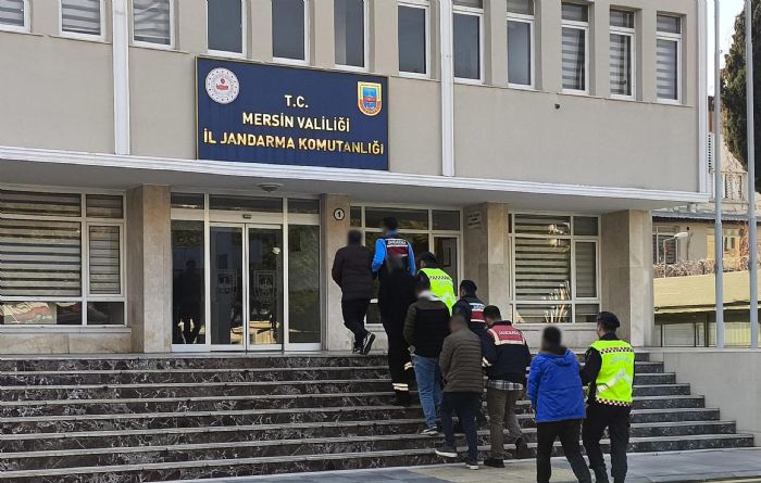 Mersin merkezli operasyonda gmen kaakl organizatr 5 pheli yakaland