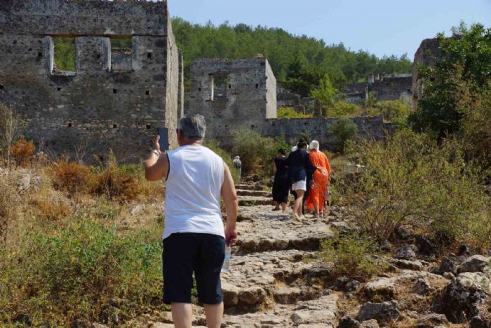 Hayalet Ky, tarihin kalbinde atmaya devam ediyor