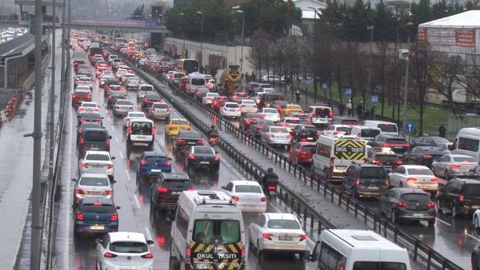 stanbulda trafik younluu yzde 80e ulat