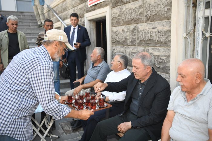 Akar ve Bykkl ldem’de vatandalarla bulutu