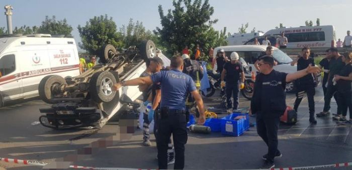 Antalya'da feci kaza 