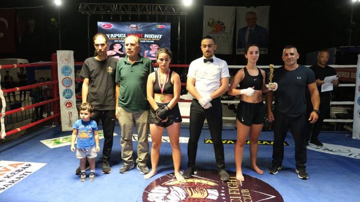 Kemer'de Kick Boks ampiyonlar gecesi