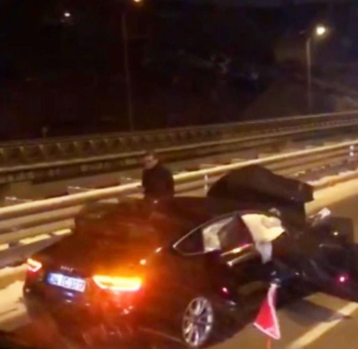 CHP'li milletvekili trafik kazas geirdi