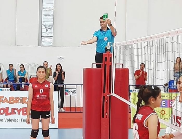 Voleybolda yeil kart uygulamas hayata geiyor