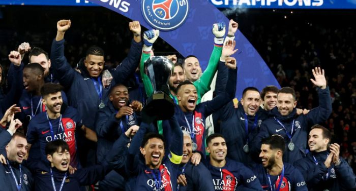 Fransa Sper Kupa'nn sahibi Paris Saint-Germain