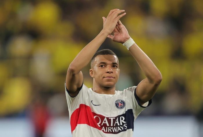 Mbappe, PSG'ye veda etti