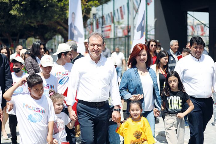 Seer, ocuklarn 23 Nisan sevincine ortak oldu