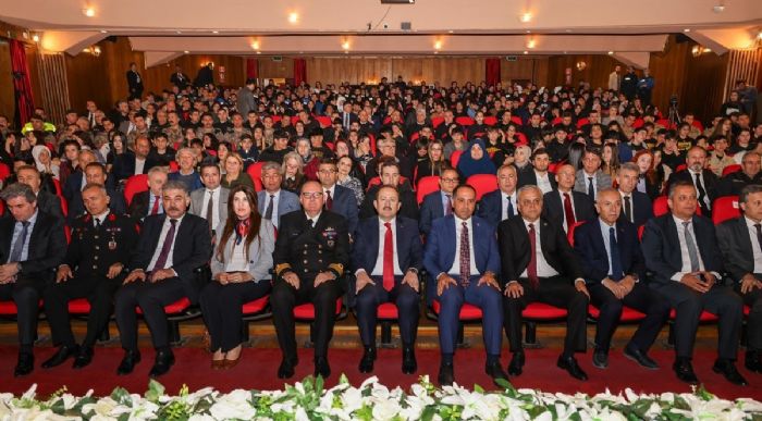 Mersinde stiklal Marnn kabulnn 103. yl dnm kutland