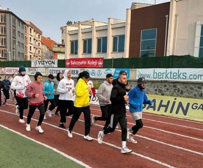 Kayserili Muaythai sporcular milli takm kampnda