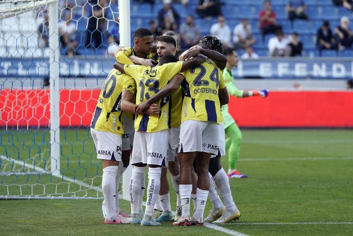 Fenerbahe derbi ncesi hata yapmad