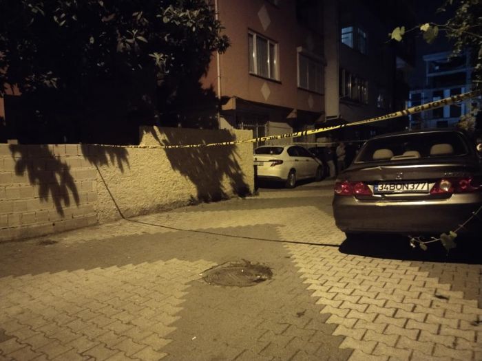 Maltepe'de 19 yandaki gen silahla intihar etti