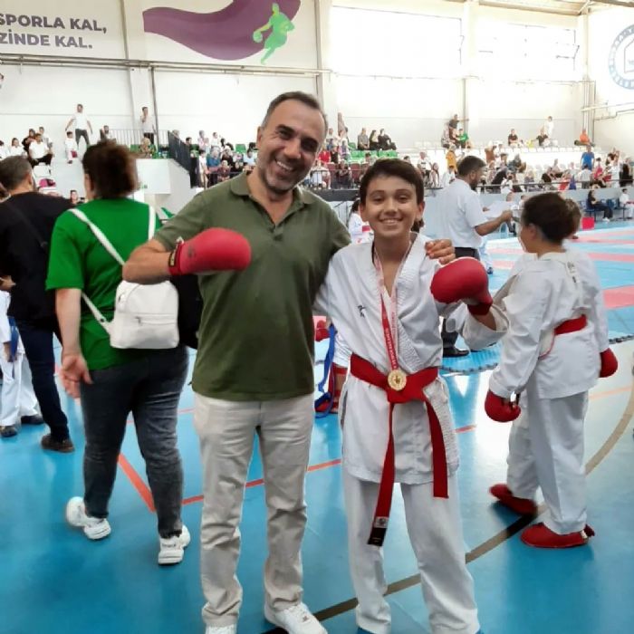 lk defa katldklar karate msabakasnda 6 madalya kazandlar   