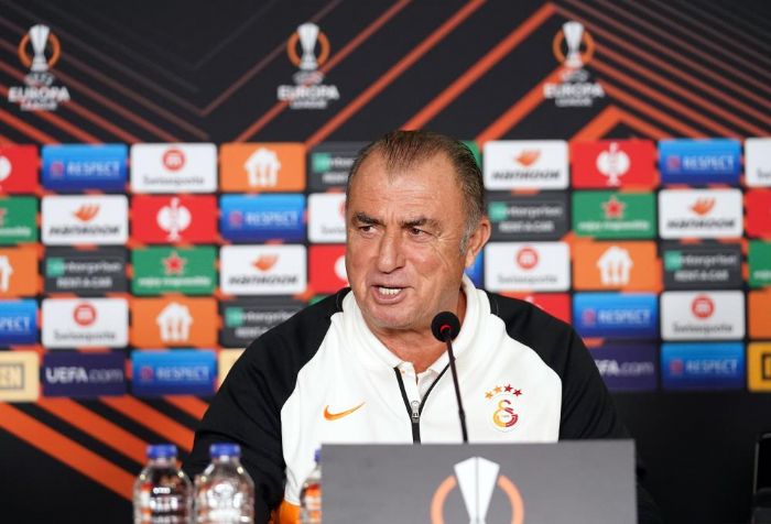 Fatih Terim'in Galatasaray'a imzasnn 50. yl