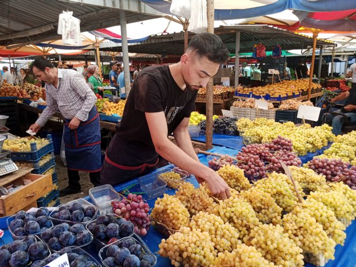 Pazar tezgahlar zmle sslendi 