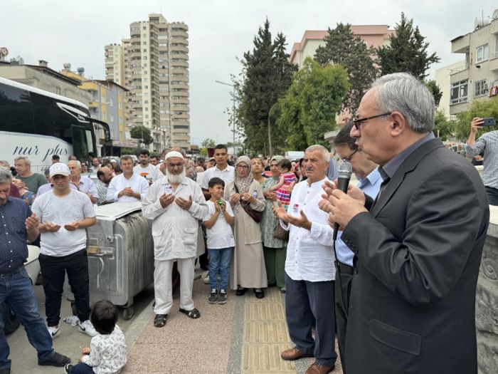 Mersin'den 39 hac aday dualar eliinde kutsal topraklara uurland