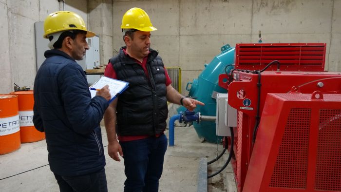 emdinli’de retilen elektrikle 300 bin hanenin enerji ihtiyac karlanyor