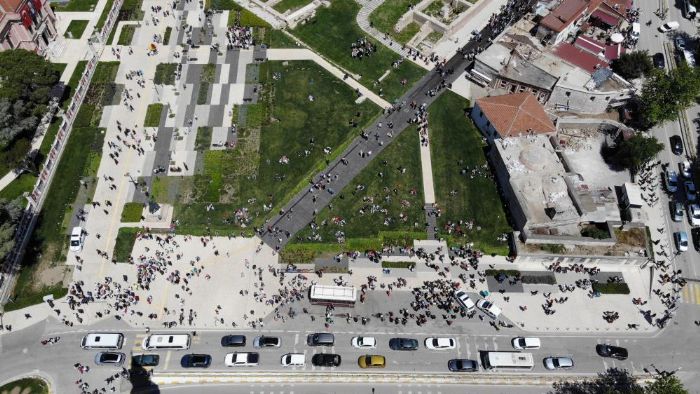 Edirne Selimiye Meydan'na turist akn