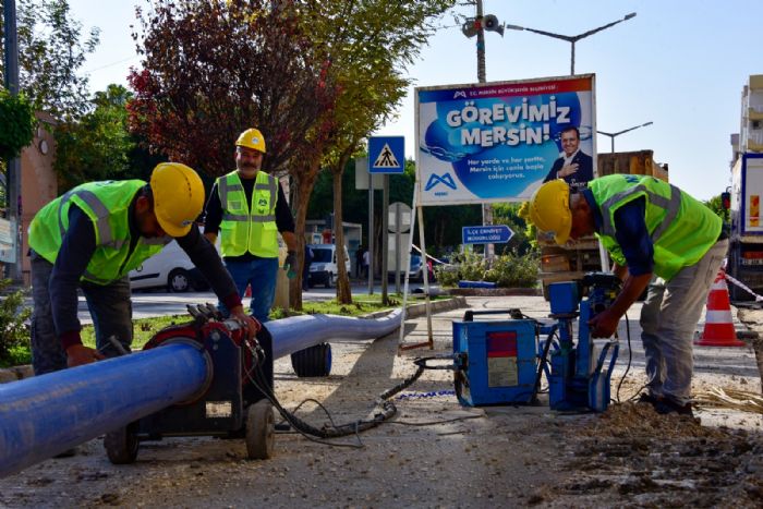 Meski, Erdemlinin merkez caddelerindeki ime suyu hatlarn yeniliyor