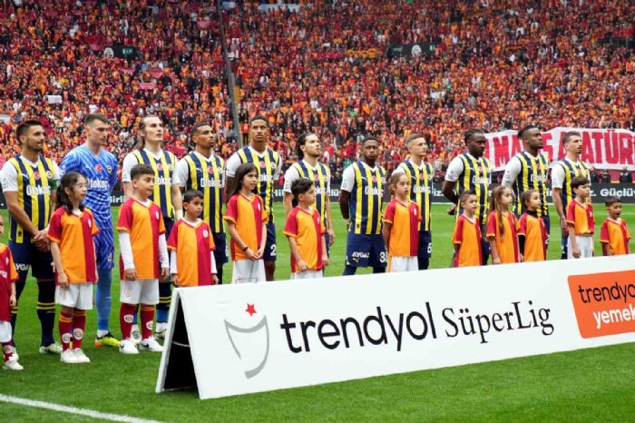 Fenerbahe yenilmezlik serisini 26 maa kard