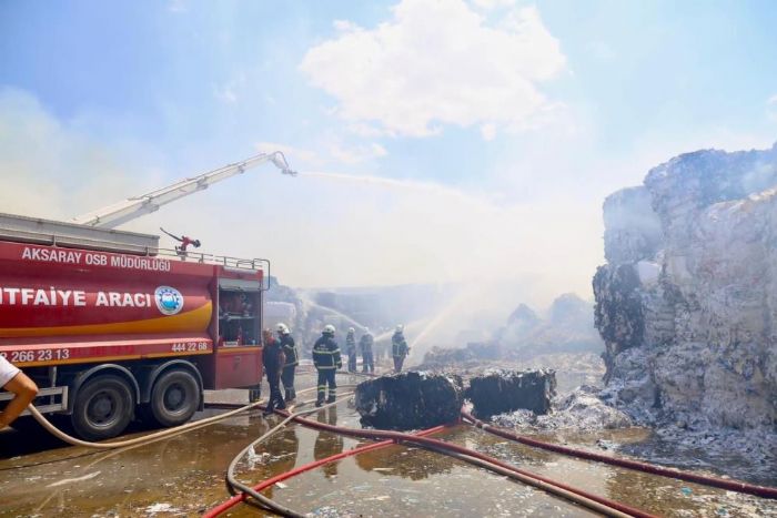 Aksaray'da kat fabrikasnda yangn