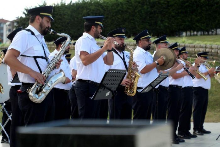 Kent Orkestras Yenikent Park'ta kulaklarn pasn sildi