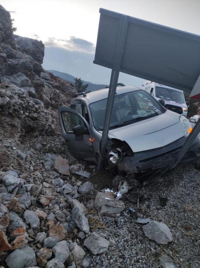 Antalyada trafik kazas: 2 yaral