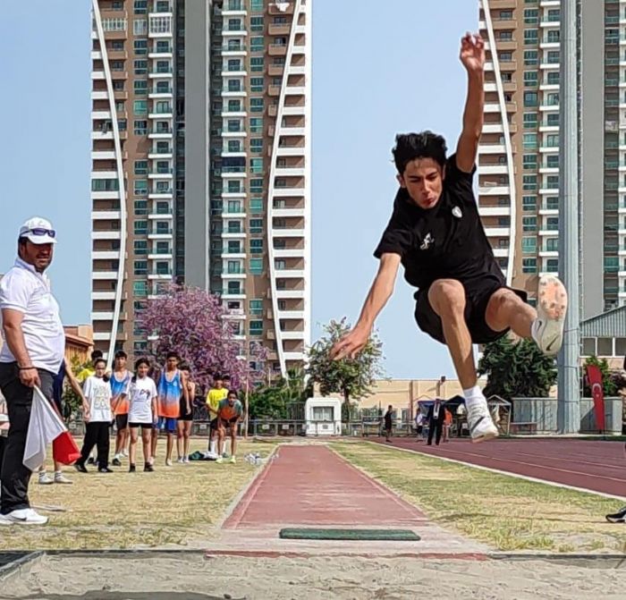 Mersinde 23 Nisan Atletizm enlii