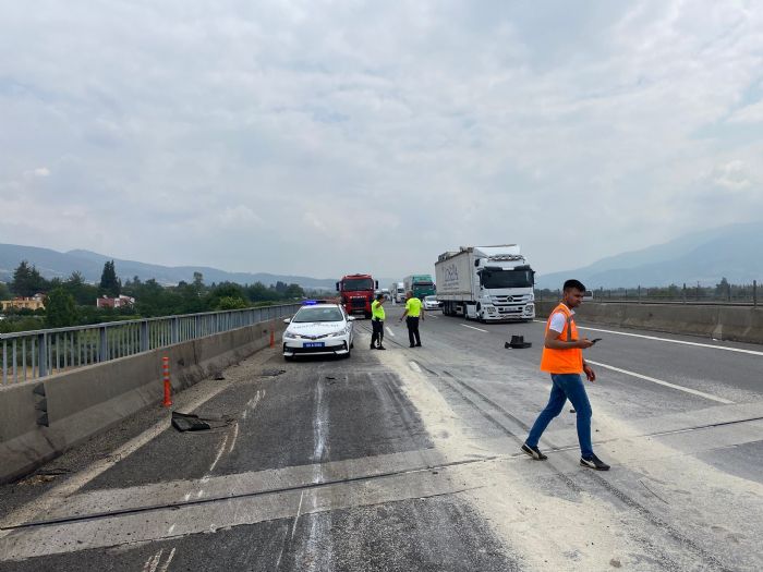 Osmaniye’de dorsesinde pirin tayan tr otoyolda devrildi