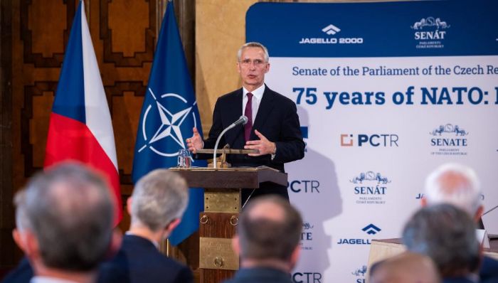 Stoltenberg: Ukraynann kendini savunma hakk, Ukrayna dndaki meru askeri hedefleri vurmay da ierir