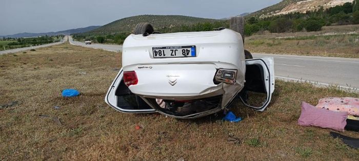  Burdur-Fethiye kara yolunda kontrolden kan otomobil takla att: 1'i ocuk 3 yaral