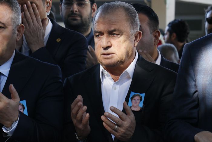 Fatih Terimin annesi Nuriye Terim son yolculuuna uurland  