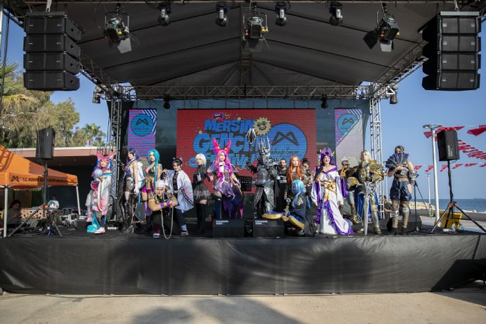 Mersin, 2. genlik Festivaline gidiyor