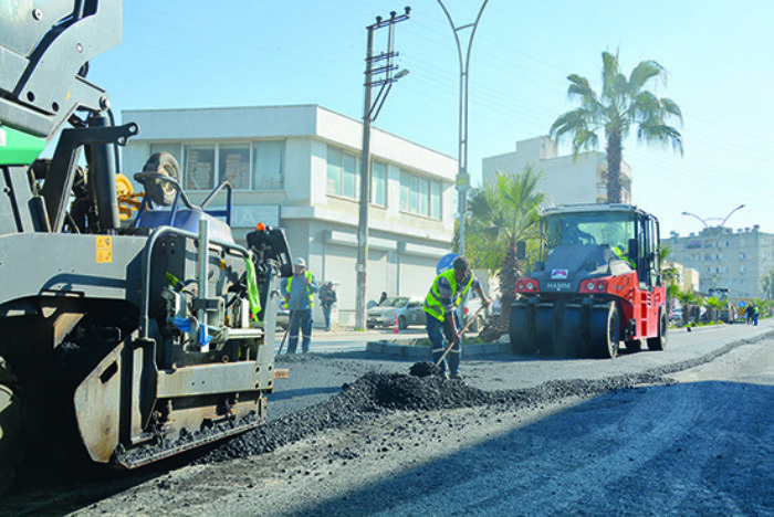 Tarsusa bal Yenice Mahallesindeki Uur Mumcu Caddesi tamamen yenilendi