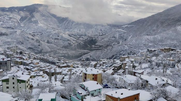 Artvin'de de eitim bir gn ara