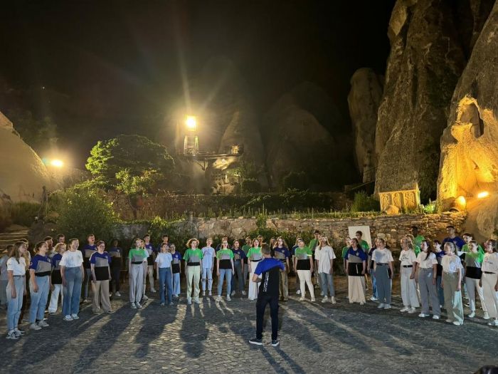 Rus Mrea Oda Korosu Kapadokyada unutulmaz konser verdi