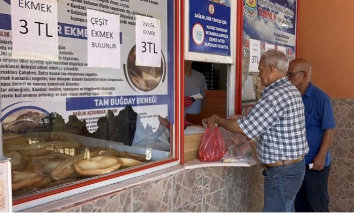 Tarsus Belediyesi, ekmei uygun fiyata vatandala buluturuyor