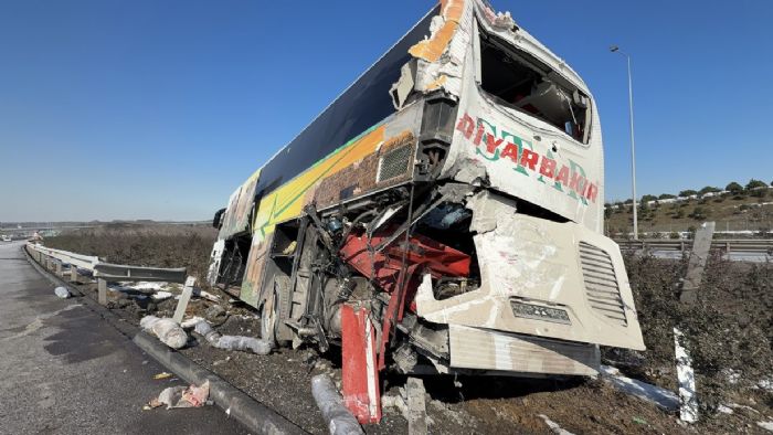 Kuzey Marmara Otoyolunda ani fren yapan yolcu otobsne tr arpt