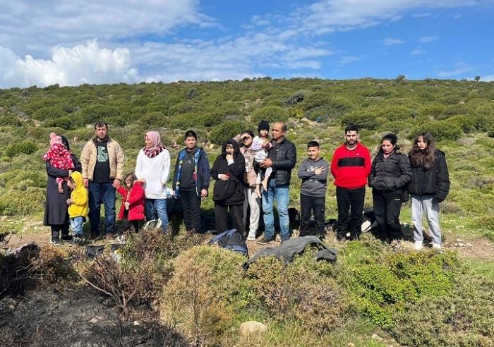 emede kaak gmenler Sahil Gvenlik zel Harekat ekiplerince yakaland