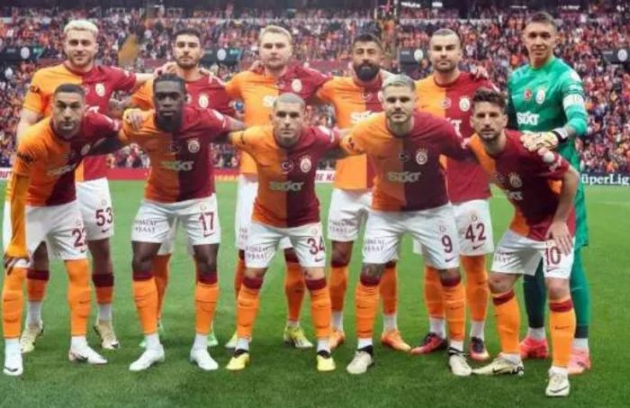 Galatasaray: 2 - Pendikspor: 0 (ilk yar)