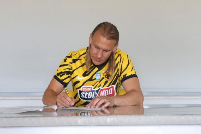 Domagoj Vida’nn yeni adresi AEK