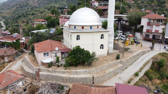 Nazilli Belediyesi Karahall’daki almalarn srdrd