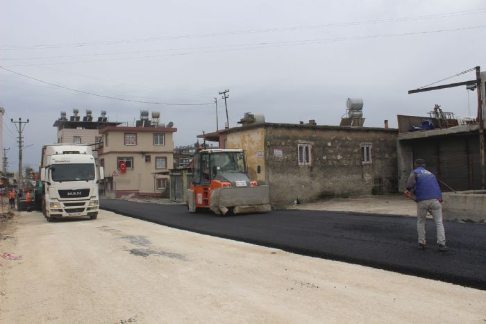 Bykehir Belediyesi Asfalt ve Yol almalarna Devam Ediyor