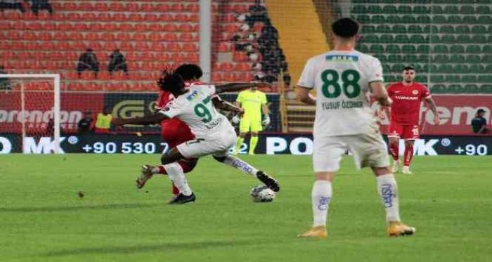 Spor Toto Sper Lig: Corendon Alanyaspor: 3 - FTA Antalyaspor: 2