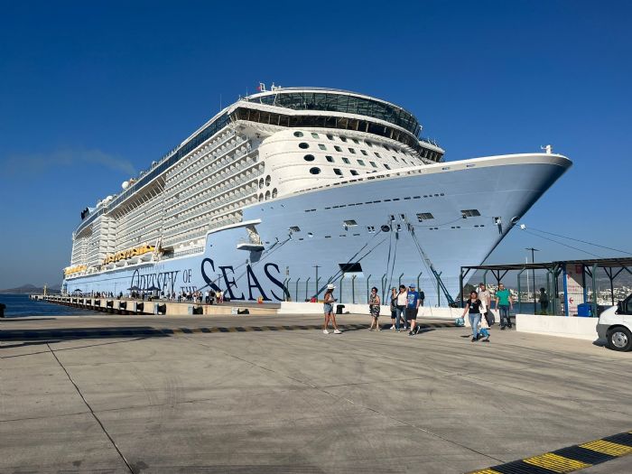 Bodrum'a 42,207 Yolcu Tayan Odyssey Of The Seas Yolcu Gemisi Geldi