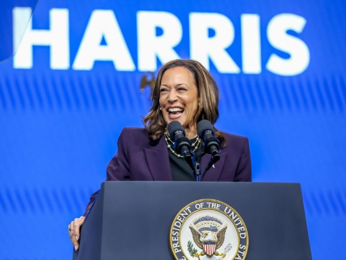 Harris, Trump ile canl yaynda kar karya gelmeye hazr