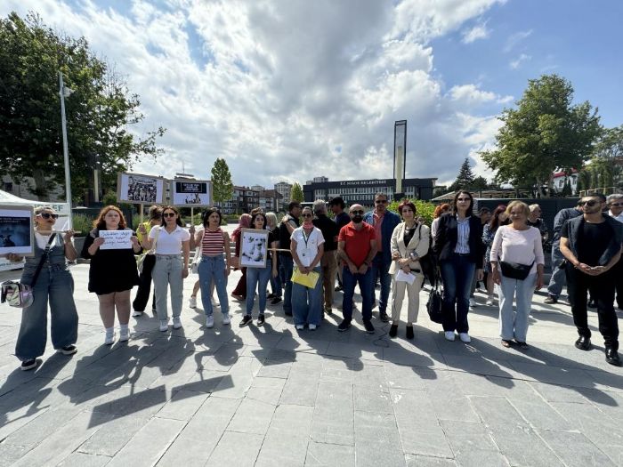 Hayvanseverlerden sokak hayvanlar yasa teklifine tepki